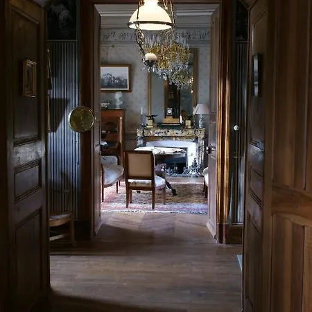 Chateau Des Martinanches B&B *