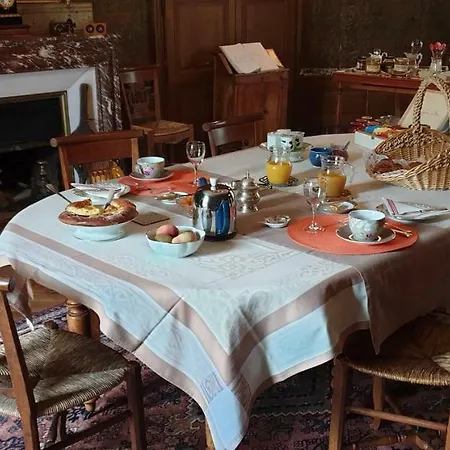 Chateau Des Martinanches B&B *