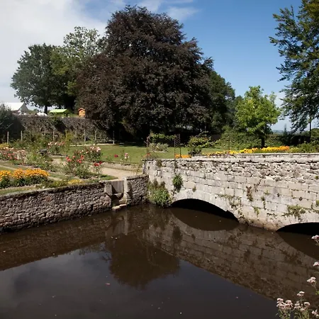 Chateau Des Martinanches 4* Saint-Dier-dʼAuvergne