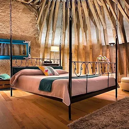 Chateau Des Martinanches 4*