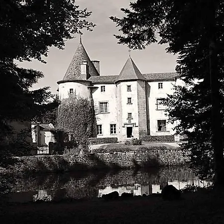 Chateau Des Martinanches Saint-Dier-d'Auvergne