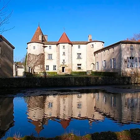 Chateau Des Martinanches 4* Saint-Dier-dʼAuvergne