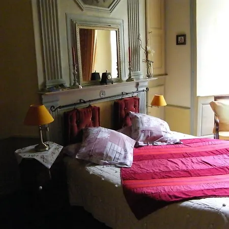 Chateau Des Martinanches Bed and breakfast 4*