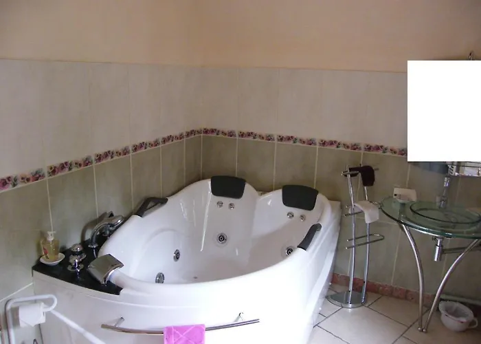 Chateau Des Martinanches 4* Saint-Dier-d'Auvergne