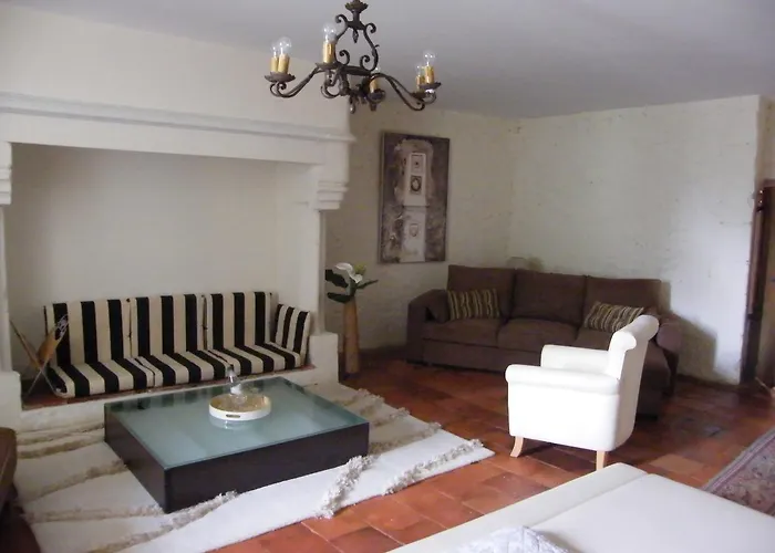 Chateau Des Martinanches Nocleg ze śniadaniem